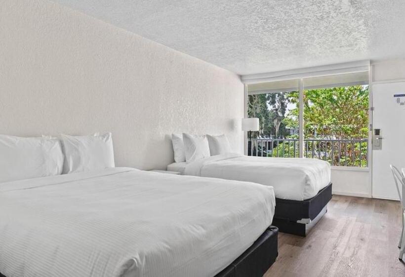 Номер Стандарт, Developer Inn Highway, A Howard Johnson By Wyndham