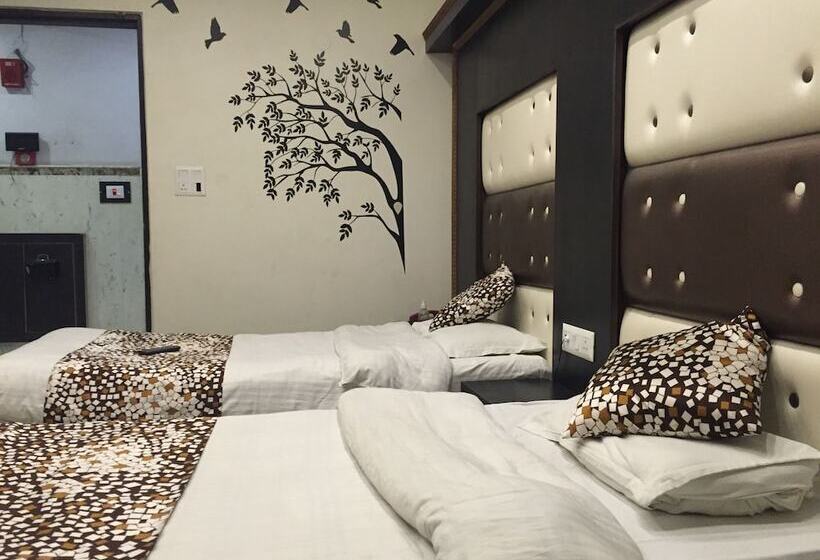 Номер Deluxe, Spot Inn