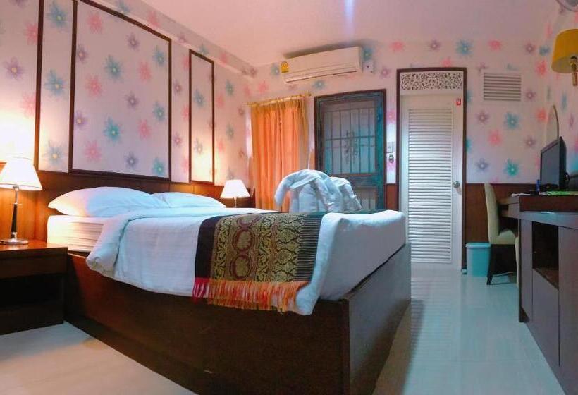 اتاق استاندارد یک نفره, Orchid Resort