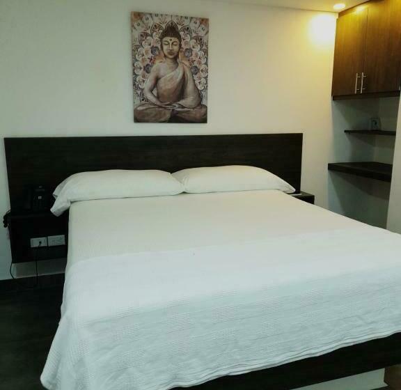 Habitación Estándar Individual, Qatar Cali