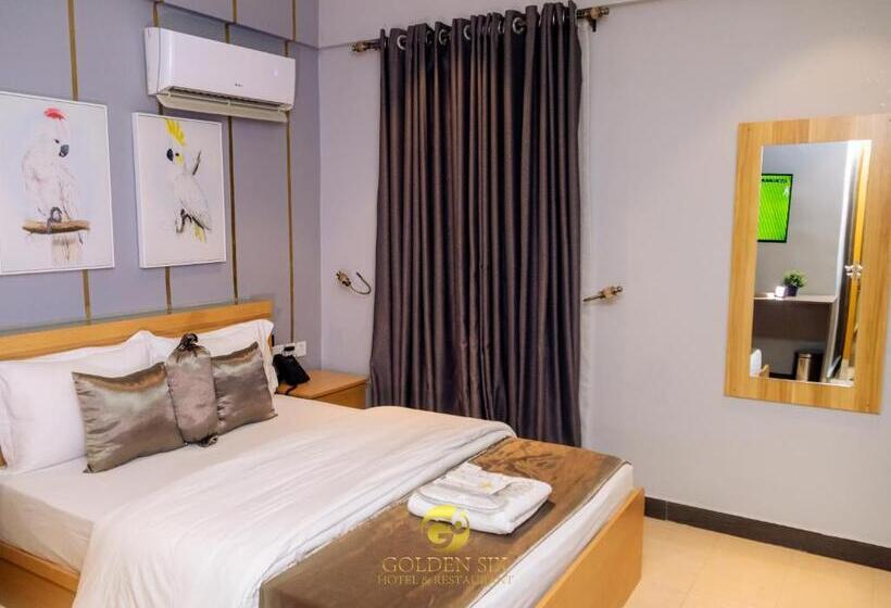 سوییت لوکس, Golden Six Hotel And Restaurant