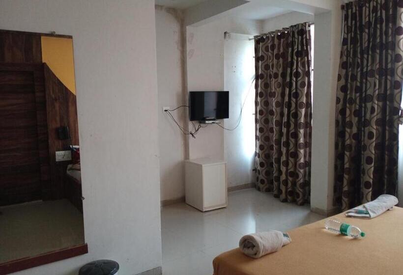 Номер Deluxe, Malhar Palace