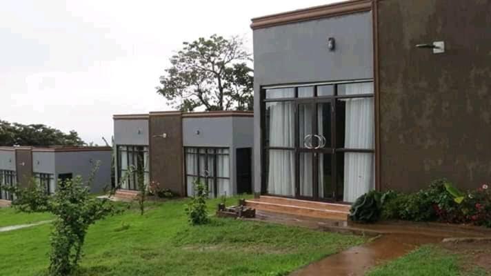 اتاق استاندارد یک نفره, Sipi Valley Resort