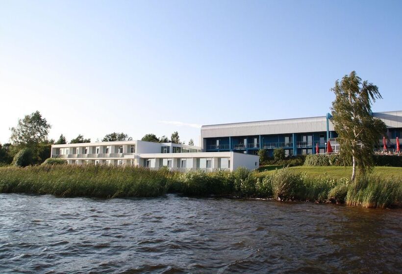 Номер Стандарт Вид на Озеро, Strandhotel Senftenberger See