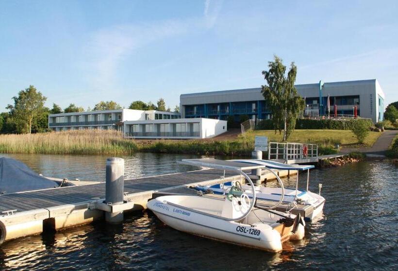 Люкс, Strandhotel Senftenberger See