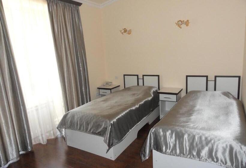 اتاق استاندارد, Diana Hotel