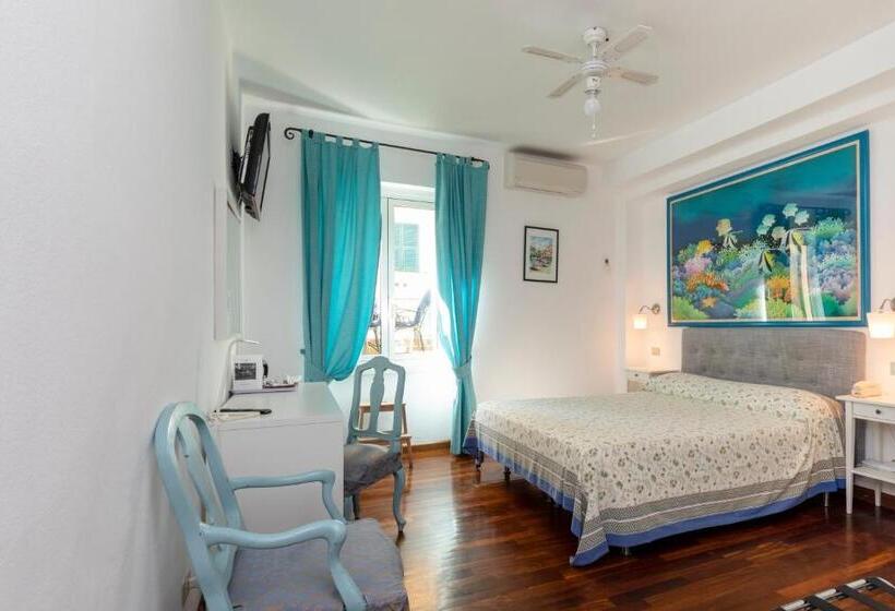 اتاق استاندارد, Albergo Nazionale