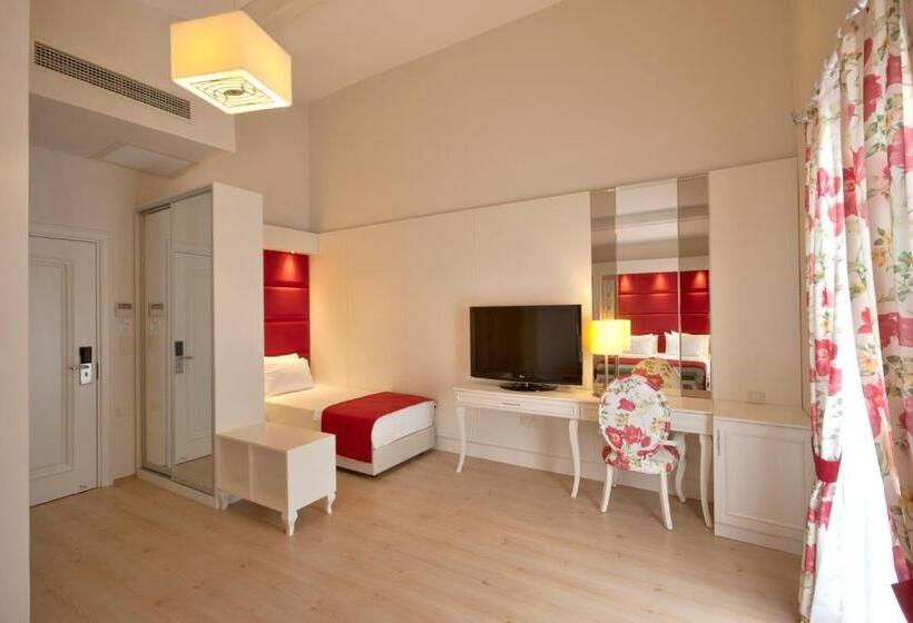 סוויטת ג'וניור, Baga