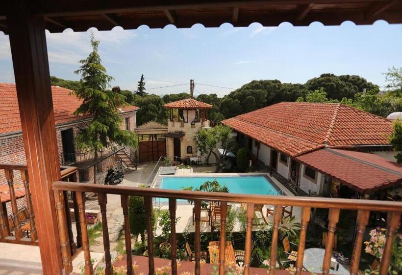 패밀리 스위트, Akropolis Guest House