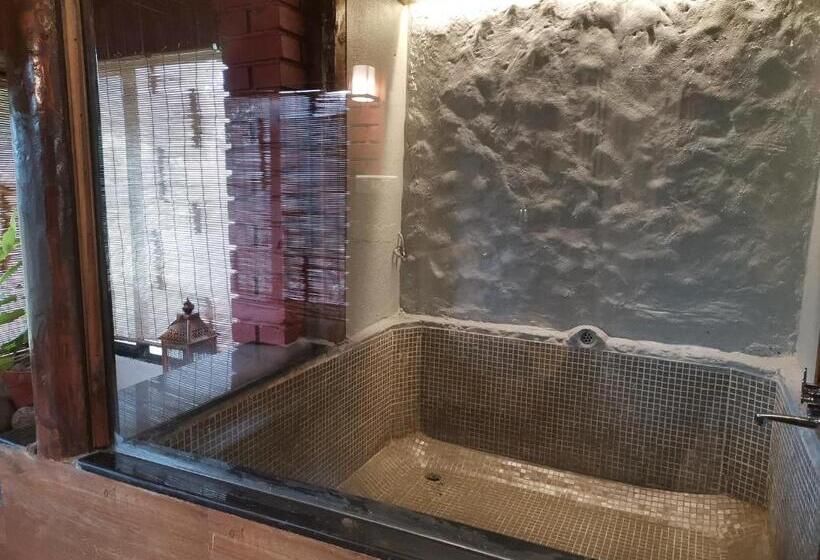 Люкс с гидромассажем, Achalaa Resort