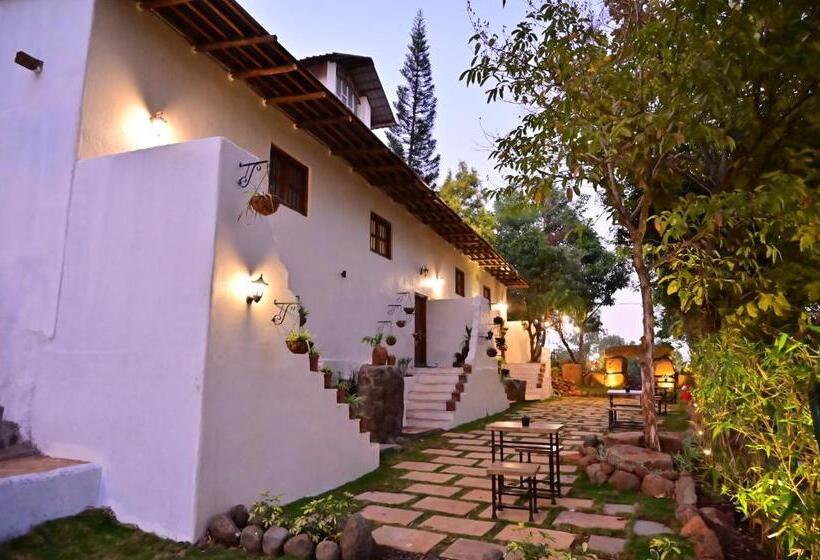 Люкс Повышенной Комфортности, Achalaa Resort