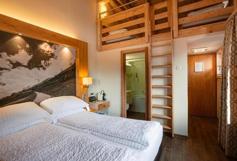 家庭间, Landhaus