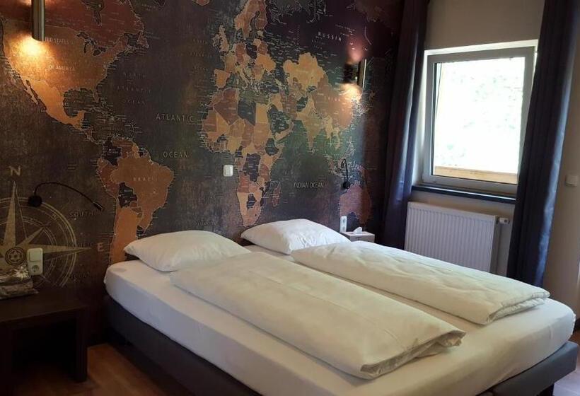 Четырехместный Номер Стандарт с Балконом, Pension Sonnenheim Rooms&apartments