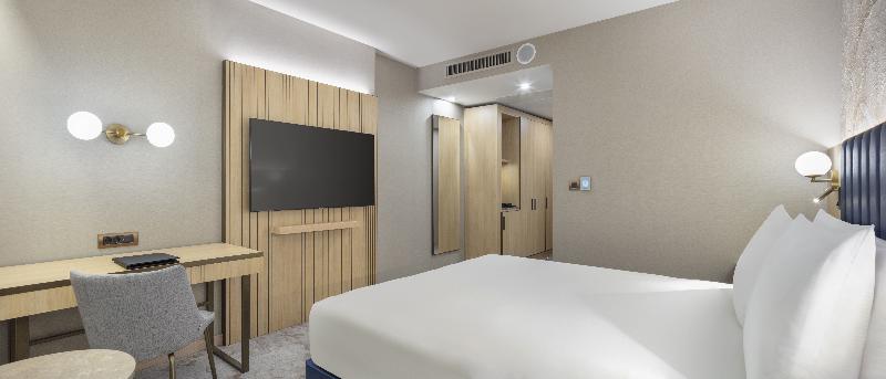 스탠다드 룸 킹사이즈 침대, Doubletree By Hilton Plovdiv Center