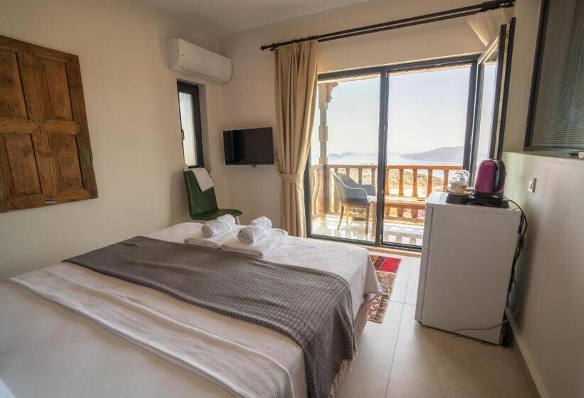 Номер Стандарт Вид на Море с Балконом, Sultan Hotel Kalkan