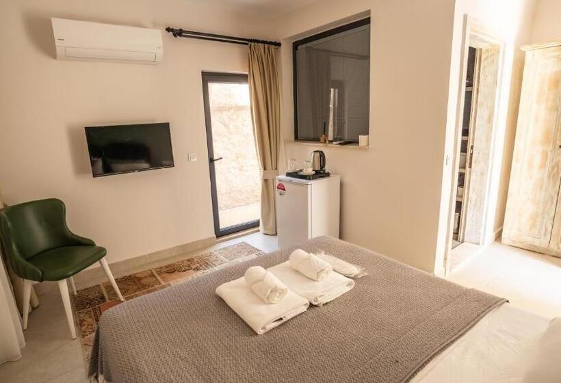 Номер Стандарт, Sultan Hotel Kalkan