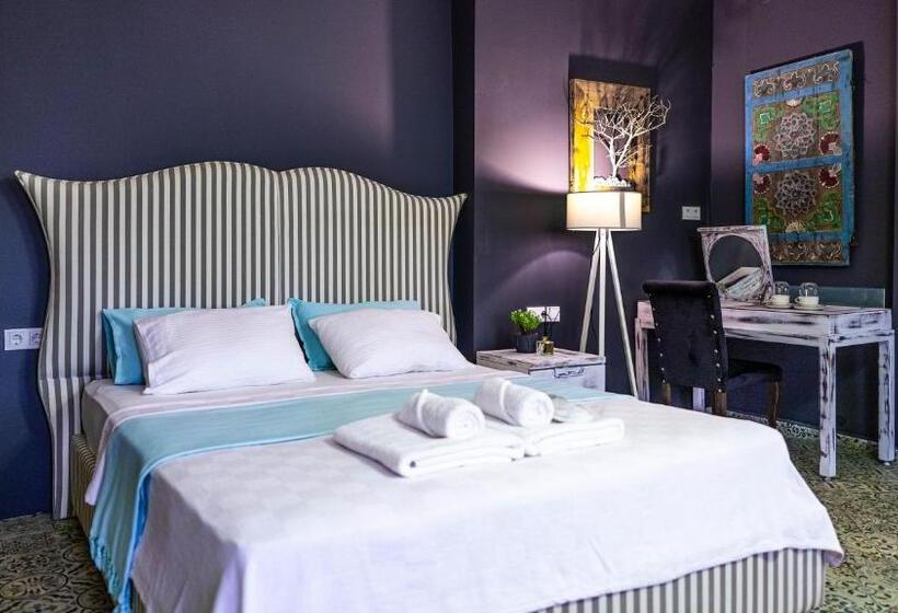 Люкс Вид на Бассейн, Sultan Hotel Kalkan