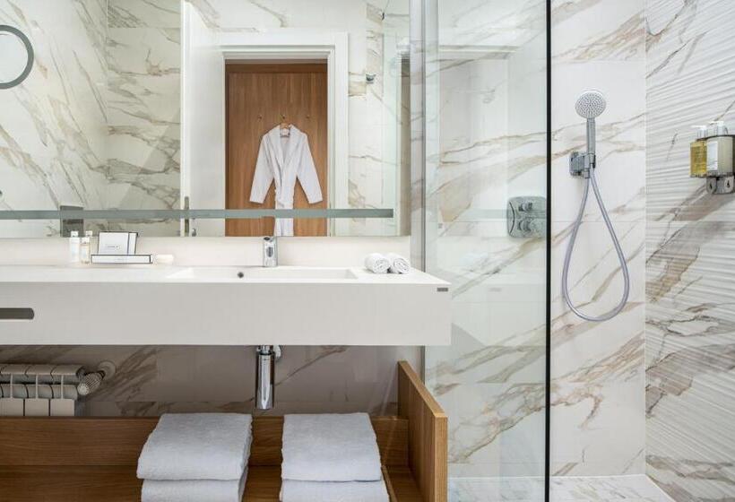 سوئیت با تخت بزرگ, Alma Health & Spa Retreat