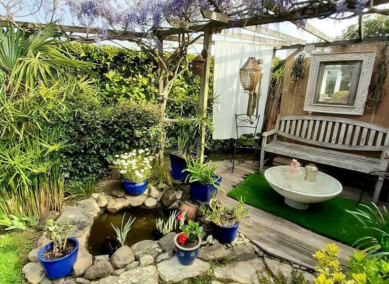 اتاق استاندارد با سرویس بهداشتی مشترک, Chambre Et Jardin