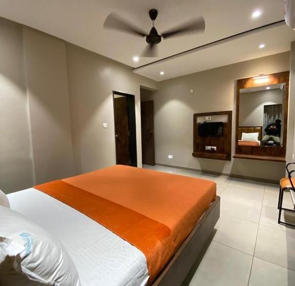 Номер Deluxe, Vrindavan Deluxe, Kolhapur