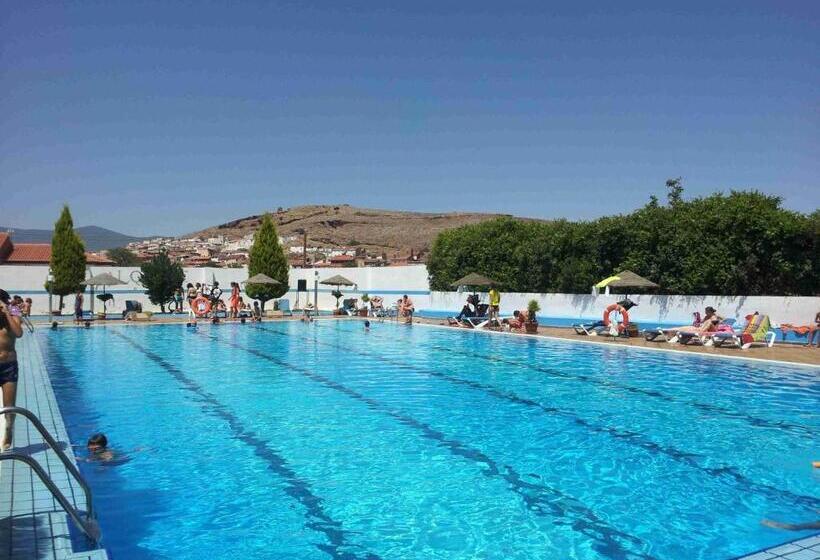 Семейный Номер Совместный Санузел, Vakantieboerderij La Balsa