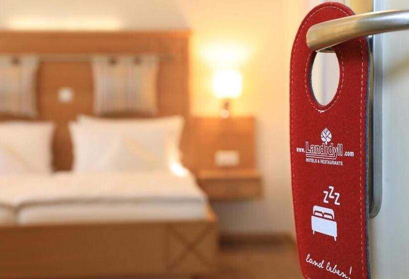 Трехместный Номер Комфорт, Landidyll Hotel Restaurant Birkenhof