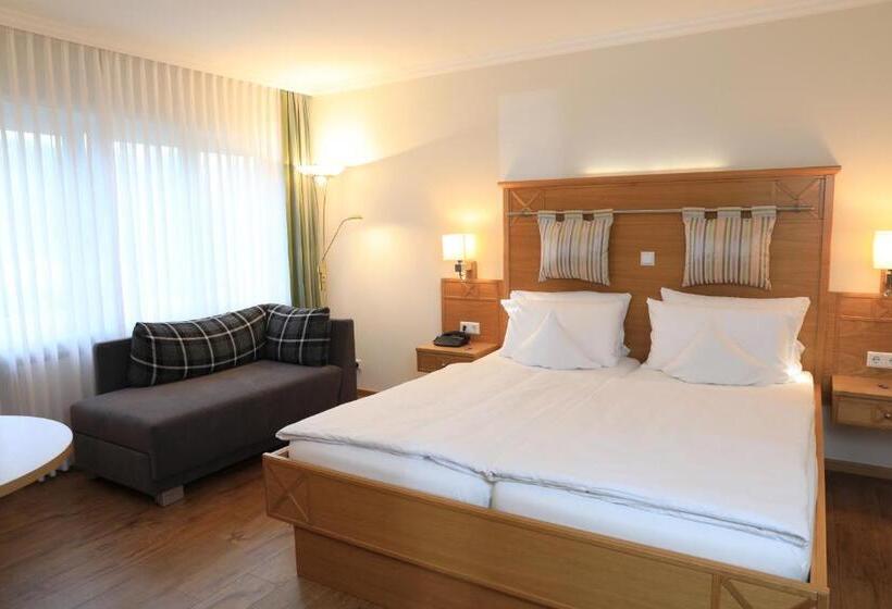 Трехместный Номер Комфорт, Landidyll Hotel Restaurant Birkenhof