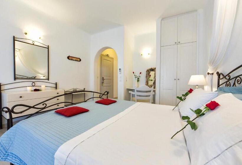 Люкс Вид на Море с Гидромассажем, Yades Suites & Spa   Adults Only