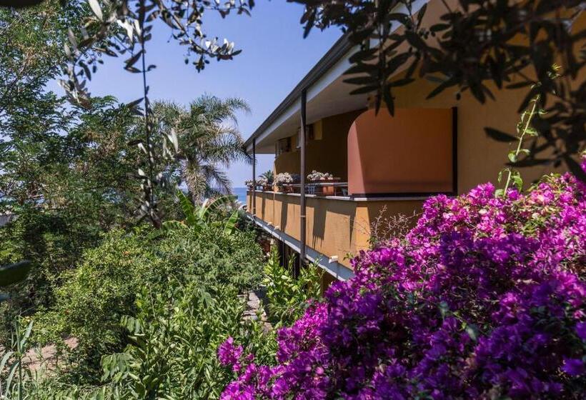 Апартаменты 2 Спальни Вид на Море, Villaggio Tramonto