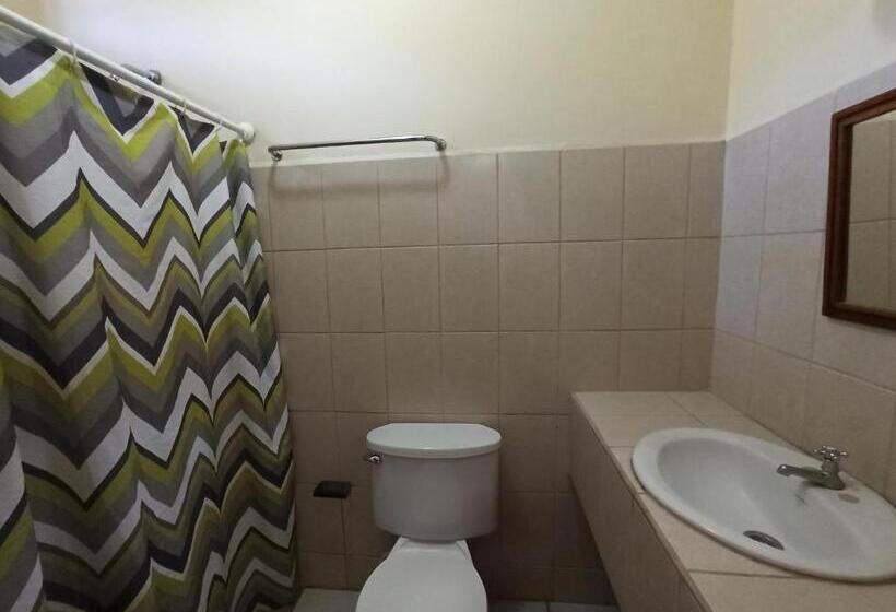 Четырехместный Номер Стандарт Вид на Сад, Ometepe House