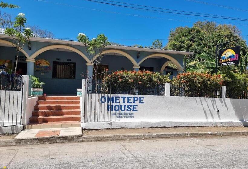 Трехместный Номер Стандарт Вид на Сад, Ometepe House
