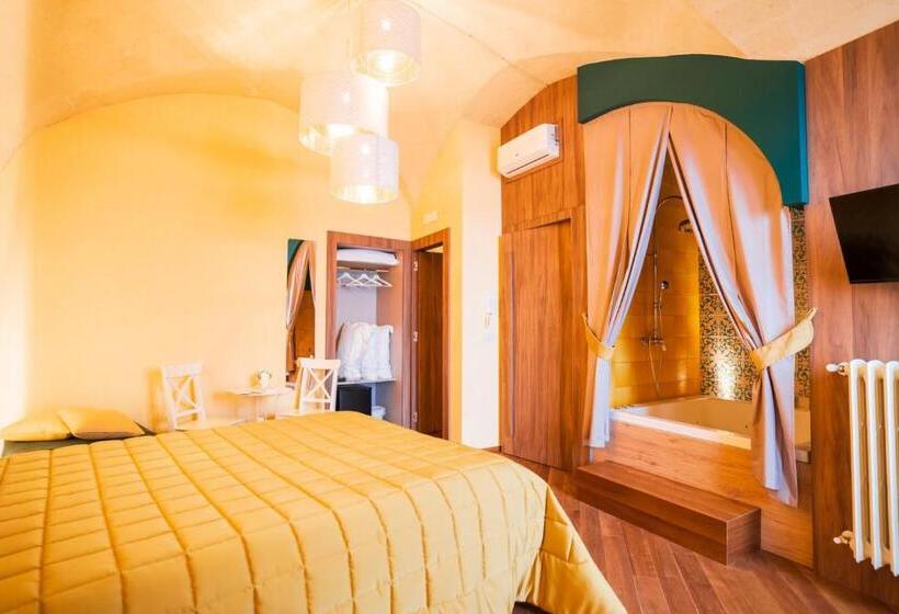 Номер Deluxe с Гидромассажем, Grantò B&b