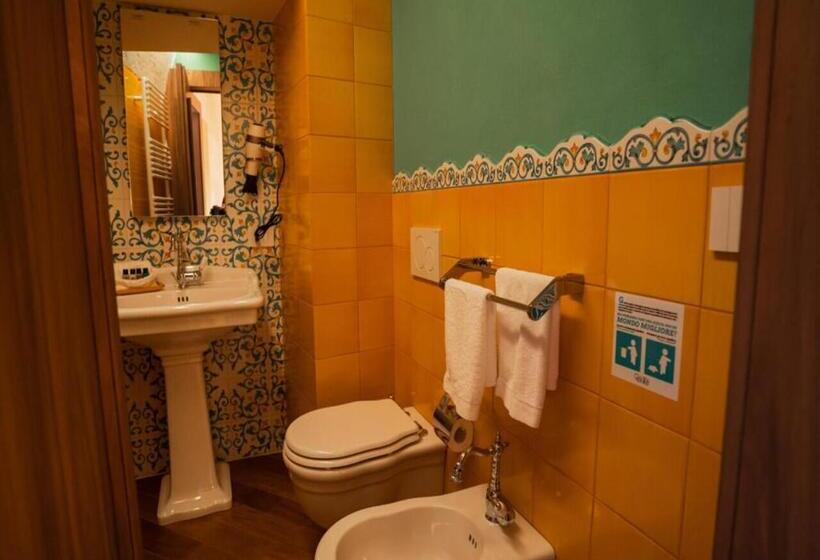 Номер Deluxe с Гидромассажем, Grantò B&b