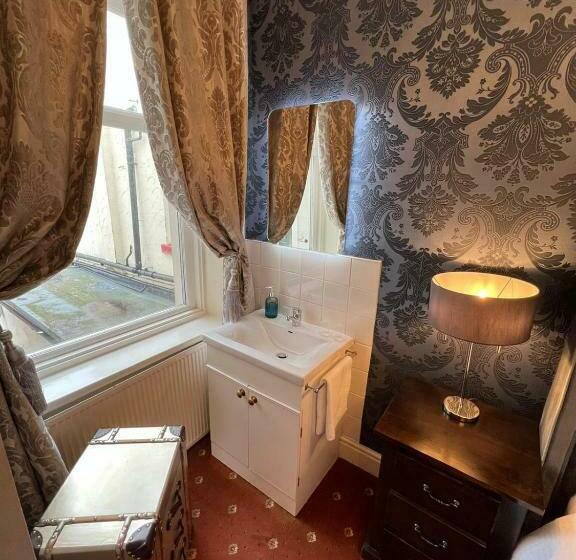 Стандартный Номер Кровать Кинг, Mcgraths Blackpool