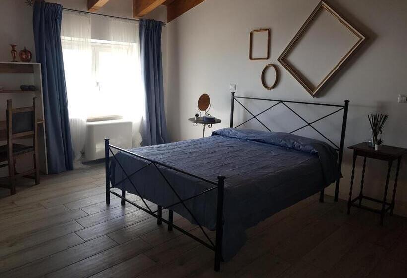 스탠다드 룸 킹사이즈 침대, Nottola B&b