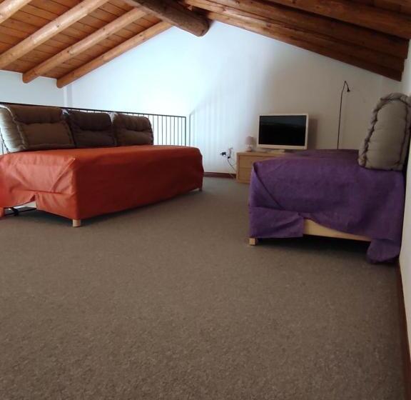 Семейный Номер, B&b Anyme