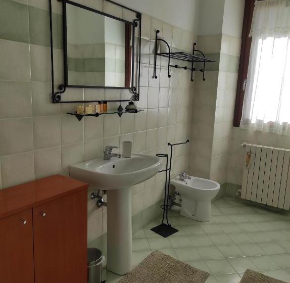 Семейный Номер, B&b Anyme