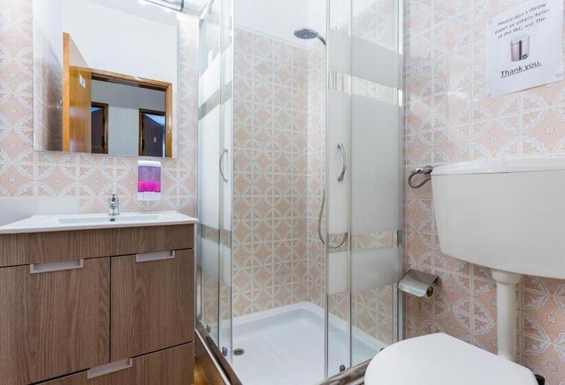 اتاق استاندارد, Safari Beach Guest House