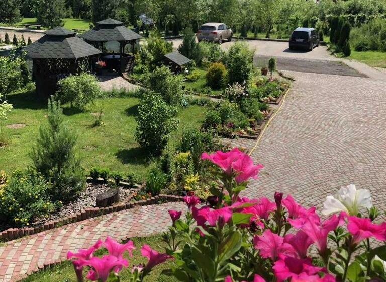 استودیوی استاندارد, садиба оберіг