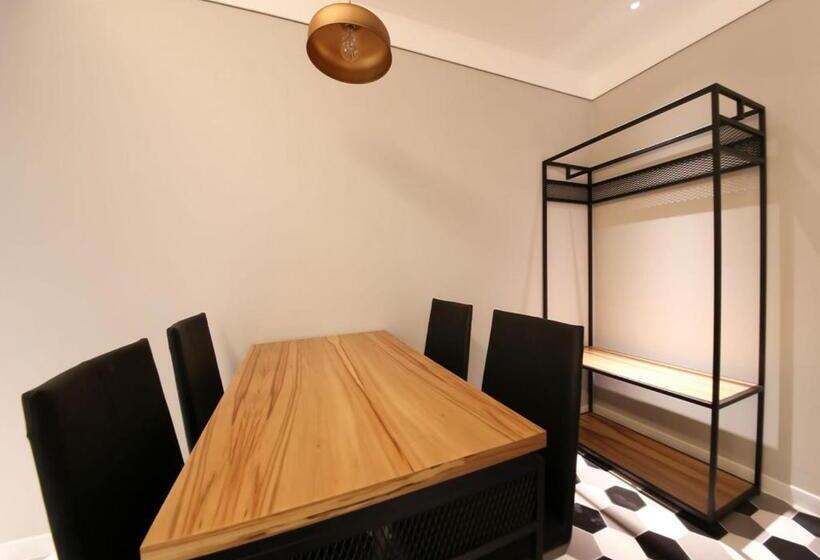 اتاق سوپریور با چشم‌انداز شهر, West In Hotel Yeosu