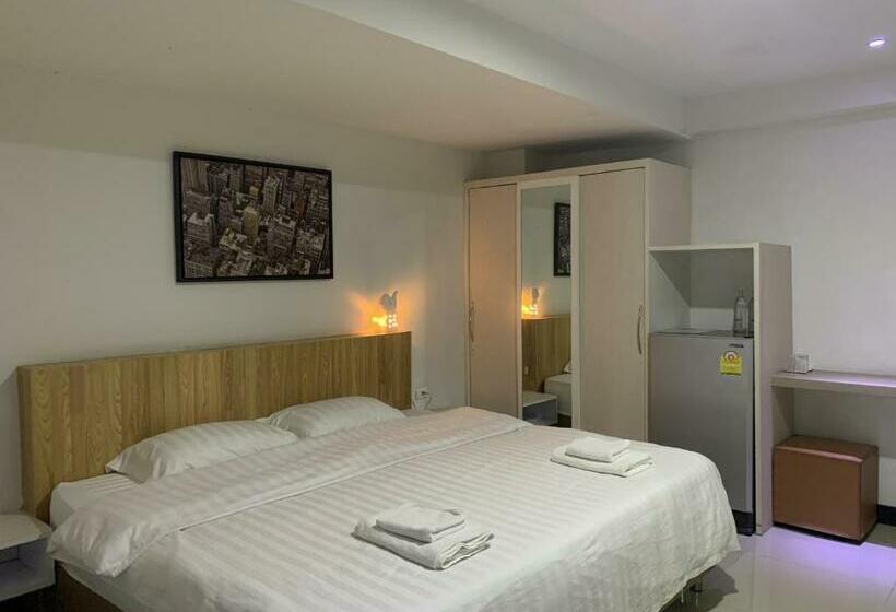 经济房, Bkl Pool Villa Pattaya