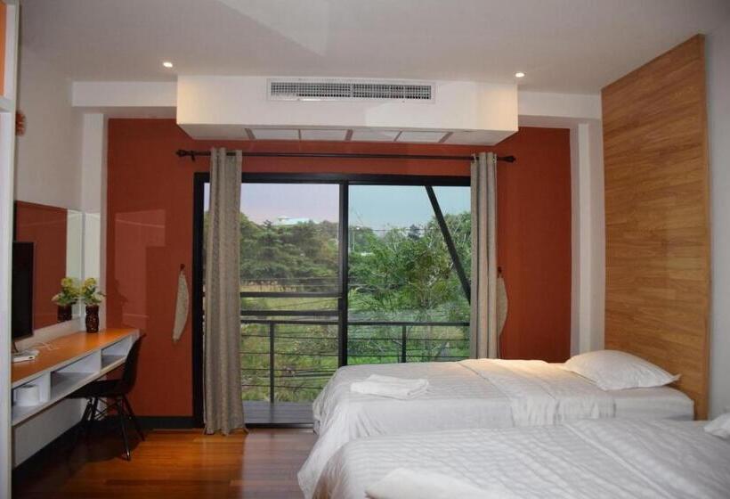 带共用浴室的标准房间, Bkl Pool Villa Pattaya