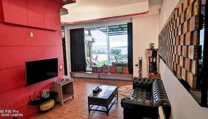 ویلای یک اتاق خوابه با استخر شنا, Sky Villa   南灣薇拉海景莊園 包棟villa