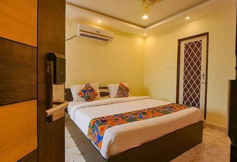 Номер Deluxe, Fabhotel The Fortune Inn   Nr Srimathi Suntharavalli School