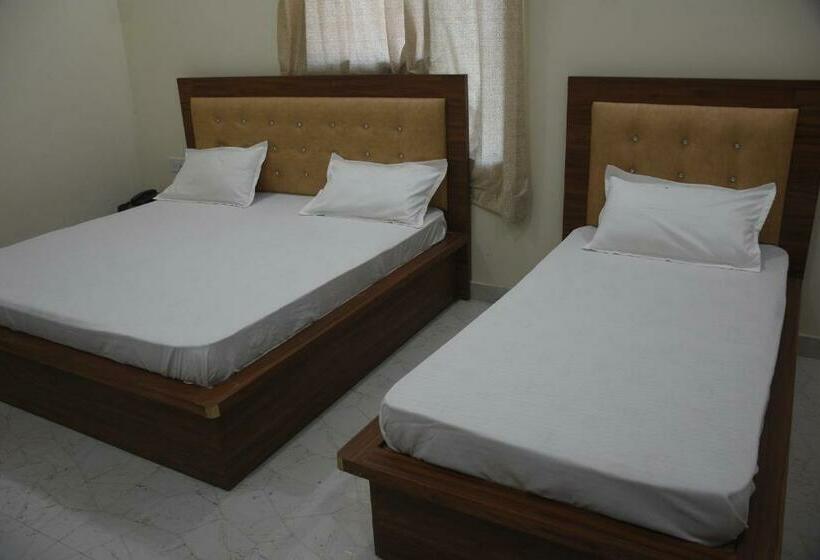 Номер Deluxe, Guru Kripa Garden