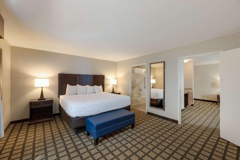 Люкс, Best Western North Bryant Inn