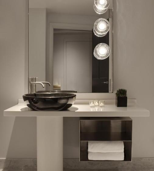 Номер Superior, Sea Containers London