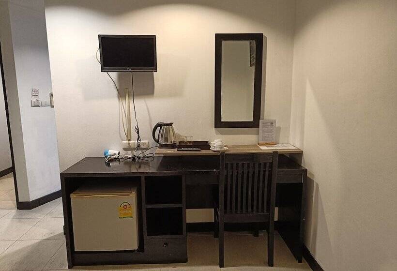 חדר סטנדרט, Noble House Patong