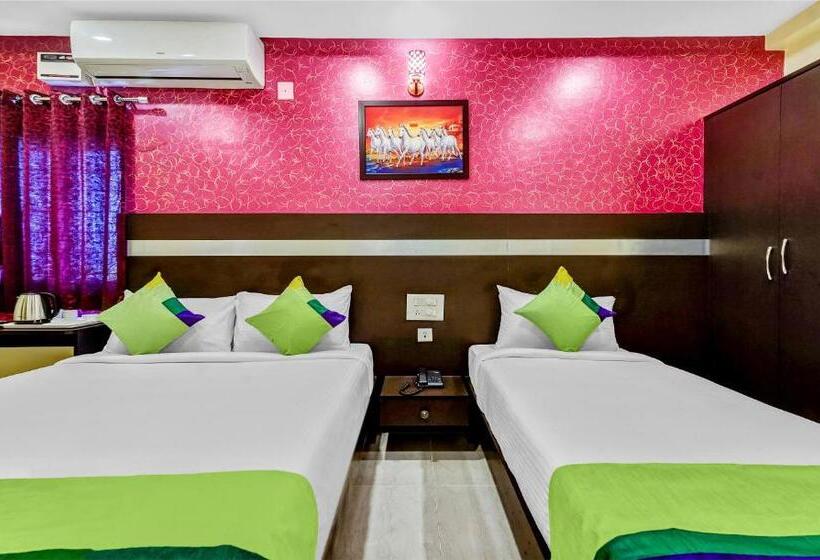 Номер Deluxe, Treebo Sripadha Residency Alipiri Road