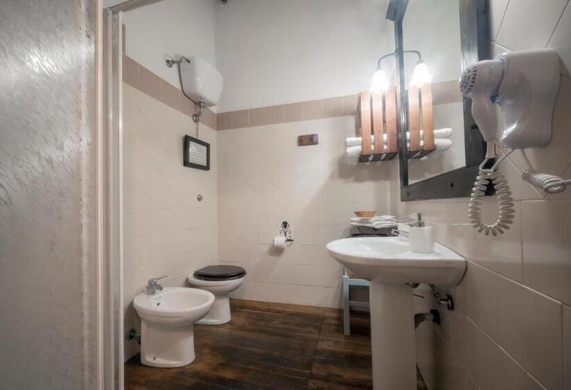 Полулюкс с Балконом, Casa Camboni Dimora Storica Bed & Breakfast